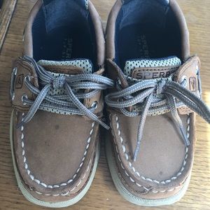 Toddler Sperry barely worn